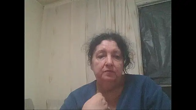 Snapshot of maturekorine chatting on 7, 5, 2026 maturekorine online show from 7, 5, 2026