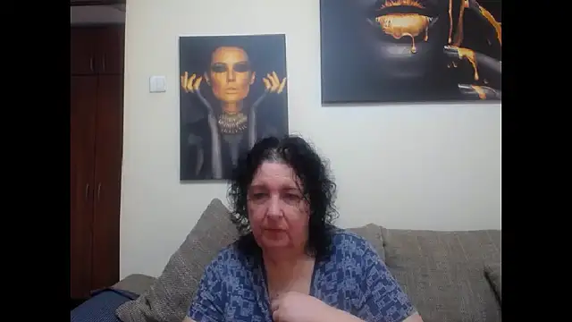 Snapshot of maturekorine chatting on 25, 5, 2026 maturekorine online show from 25, 5, 2026