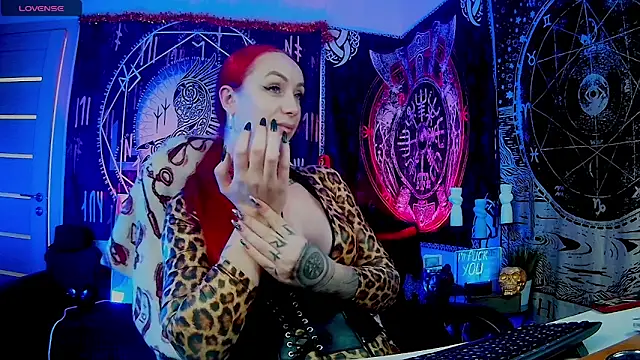 miss jenna lovee online show from 7, 1, 2025