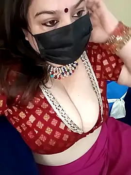 Snapshot of Rupaleesexy chatting on 7, 3, 2025 Rupaleesexy online show from 7, 3, 2025