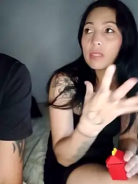 KarameloVzla online show from 2, 12, 2025