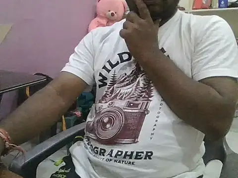 Snapshot of ITGuyhyd chatting on 8, 2, 2026 ITGuyhyd online show from 8, 2, 2026