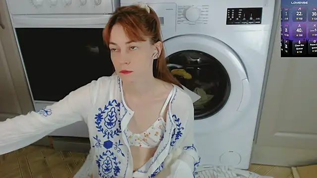 Snapshot of Amina_Barbarian chatting on 13, 10, 2025 Amina Barbarian online show from 13, 10, 2025