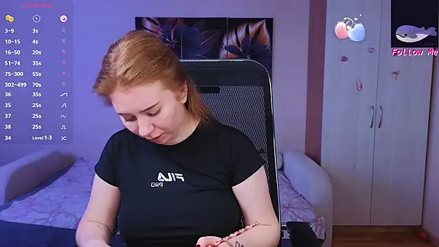 D0nna  online show from 17, 9, 2025