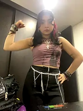 Snapshot of _Gothiccbitch_ chatting on 6, 12, 2024 Gothiccbitch online show from 6, 12, 2024
