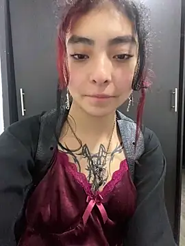 Snapshot of _Gothiccbitch_ chatting on 18, 12, 2024 Gothiccbitch online show from 18, 12, 2024
