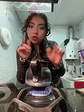 Snapshot of _Gothiccbitch_ chatting on 21, 12, 2024 Gothiccbitch online show from 21, 12, 2024