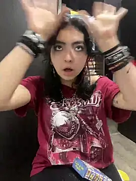 Snapshot of _Gothiccbitch_ chatting on 22, 12, 2024 Gothiccbitch online show from 22, 12, 2024
