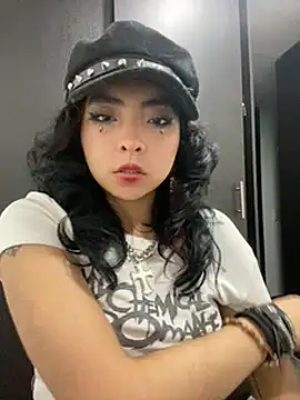 Snapshot of _Gothiccbitch_ chatting on 7, 1, 2025 Gothiccbitch online show from 7, 1, 2025