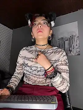 Snapshot of _Gothiccbitch_ chatting on 8, 1, 2025 Gothiccbitch online show from 8, 1, 2025