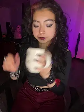 Snapshot of _Gothiccbitch_ chatting on 7, 10, 2025 Gothiccbitch online show from 7, 10, 2025