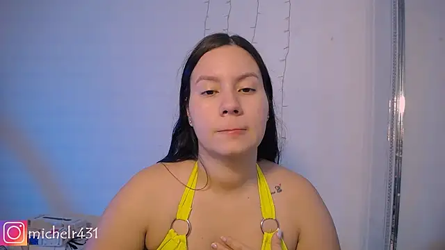 Snapshot of Mia__reys chatting on 3, 2, 2025 Mia reys online show from 3, 2, 2025