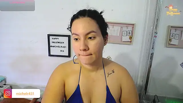 Snapshot of Mia__reys chatting on 3, 11, 2025 Mia reys online show from 3, 11, 2025