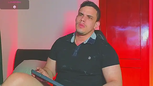 Regansmiths online show from 5, 10, 2025