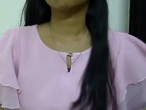 Snapshot of momo_lov chatting on 11, 3, 2025 momo lov online show from 11, 3, 2025