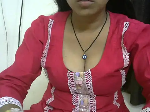 Snapshot of momo_lov chatting on 20, 9, 2025 momo lov online show from 20, 9, 2025