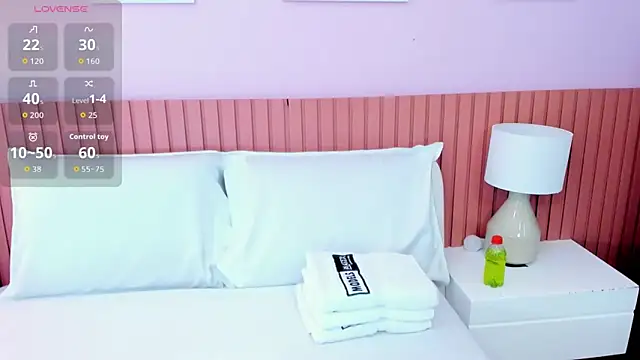 Snapshot of katia_expensive chatting on 21, 10, 2025 katia expensive online show from 21, 10, 2025