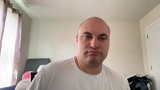 SluggishChase99 online show from 25, 6, 2026
