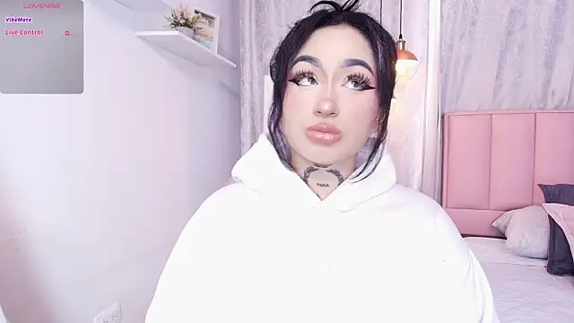 bella-green online show from 18, 3, 2025