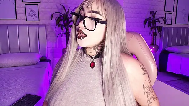 bella-green online show from 17, 9, 2025