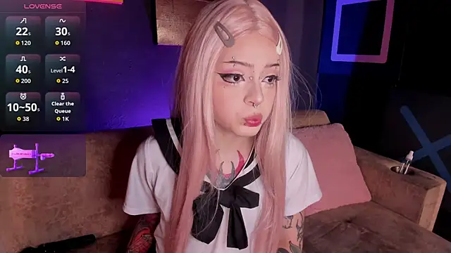 Elettra Rou online show from 9, 10, 2025