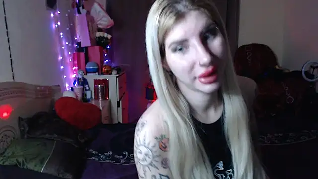 BLACKPeonyy online show from 14, 10, 2025