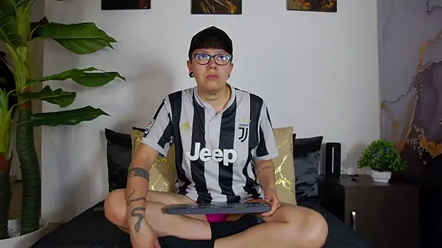 alex noa online show from 12, 2, 2026