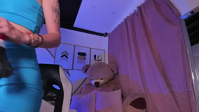 Snapshot of maye_wells chatting on 30, 1, 2025 maye wells online show from 30, 1, 2025