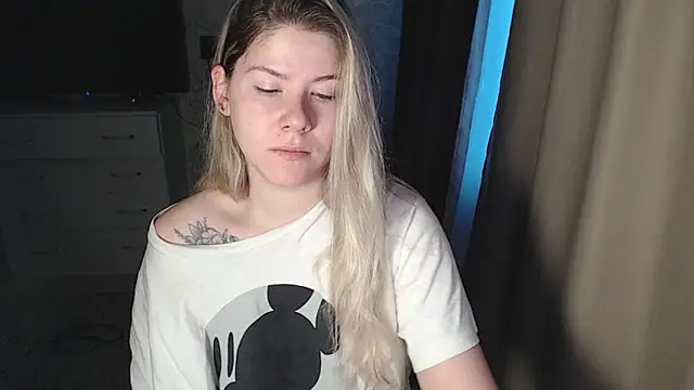Snapshot of MelissaXKinky chatting on 26, 12, 2024 MelissaXKinky online show from 26, 12, 2024
