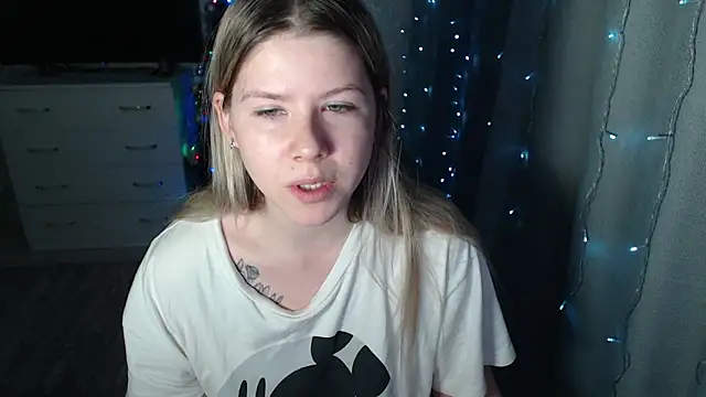 Snapshot of MelissaXKinky chatting on 9, 1, 2025 MelissaXKinky online show from 9, 1, 2025