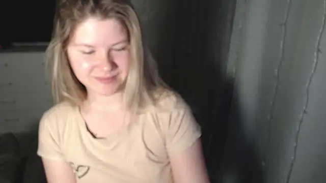 Snapshot of MelissaXKinky chatting on 27, 1, 2025 MelissaXKinky online show from 27, 1, 2025