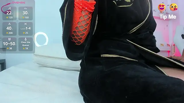 Dalia-Prada online show from 30, 1, 2025