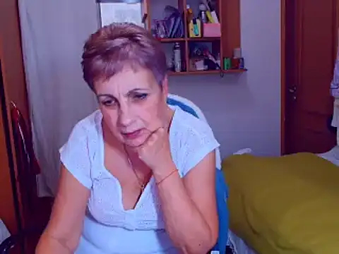 Snapshot of Victoria5643 chatting on 1, 12, 2024 Victoria5643 online show from 1, 12, 2024