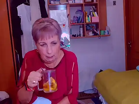 Snapshot of Victoria5643 chatting on 5, 12, 2024 Victoria5643 online show from 5, 12, 2024