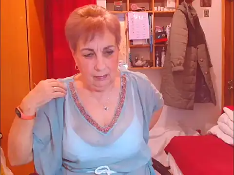 Snapshot of Victoria5643 chatting on 30, 11, 2025 Victoria5643 online show from 30, 11, 2025