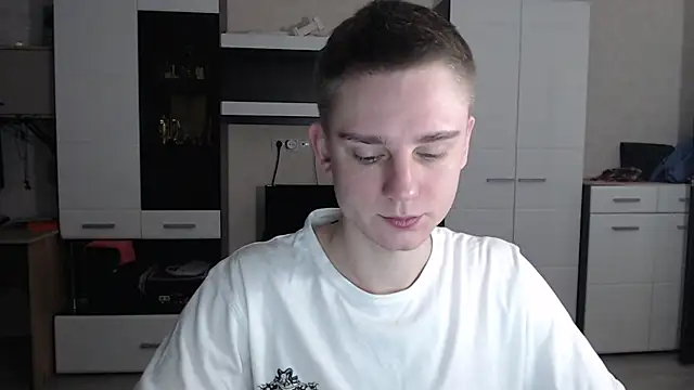 angryzan online show from 28, 1, 2025