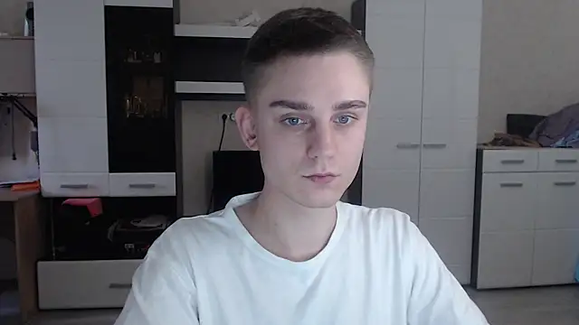 angryzan online show from 31, 1, 2025