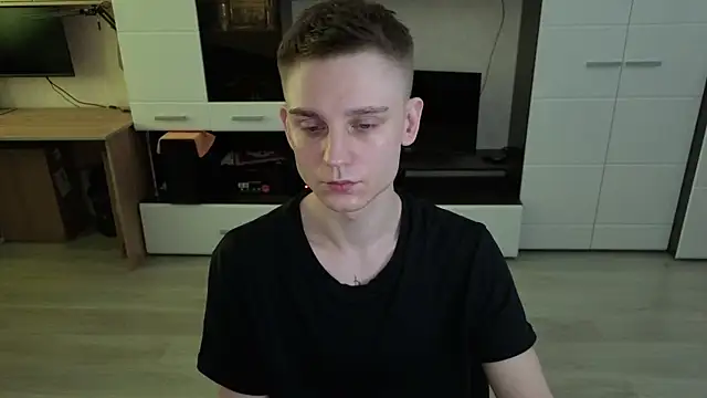 angryzan online show from 15, 4, 2026