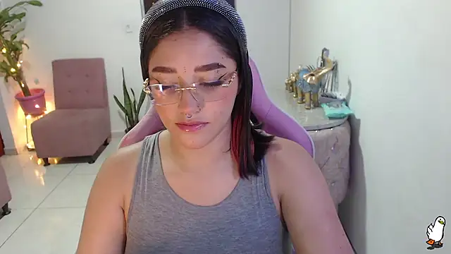 littleangel1 m online show from 24, 2, 2025