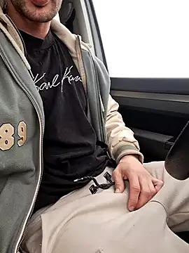 Zeefy online show from 15, 3, 2025