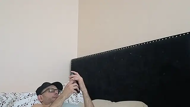 hailzeffn online show from 3, 10, 2025