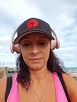 therealbeverlycious online show from 11, 3, 2025