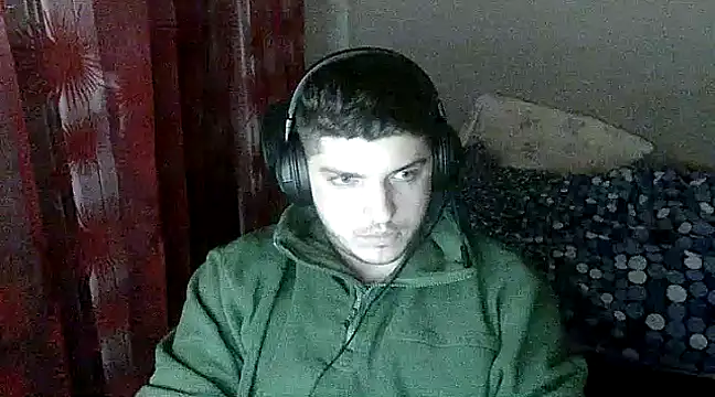 BoiWhore online show from 2, 1, 2025