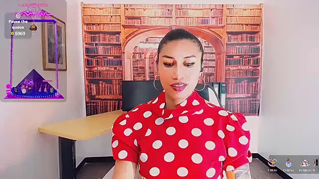 khiara moretti online show from 7, 2, 2025