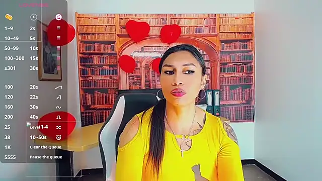 khiara moretti online show from 13, 2, 2025