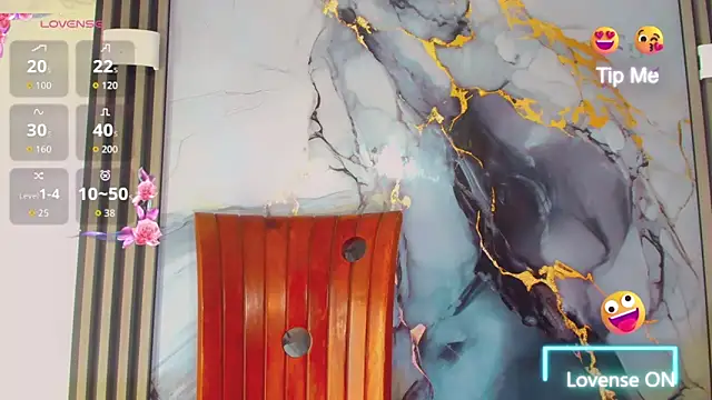 khiara moretti online show from 23, 3, 2026