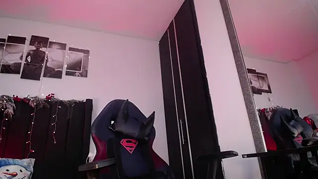 Snapshot of muscle_ares chatting on 7, 12, 2024 muscle ares online show from 7, 12, 2024