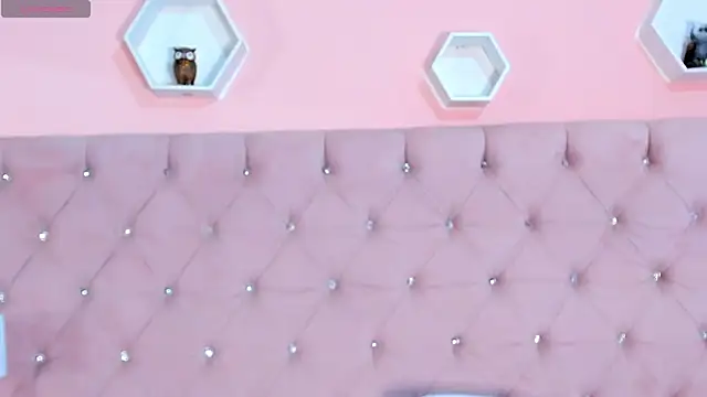 Agathaargent  online show from 21, 3, 2025