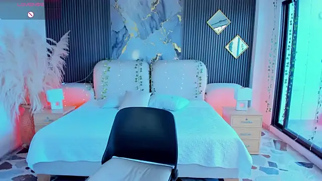 Agathaargent  online show from 16, 2, 2026