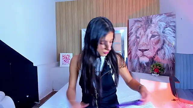 Agathaargent  online show from 19, 2, 2026